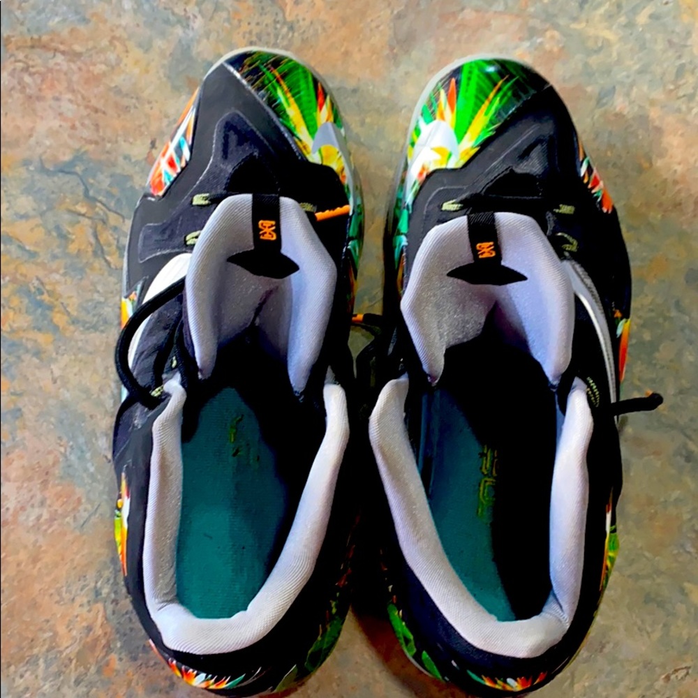 Men’s Basketball Shoes